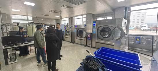 cdc1f7118570e54b014bd3471d5d68b3